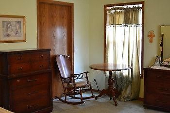 Lazy T Ranch Guest House แมนฮัตตัน ภายนอก รูปภาพ