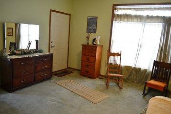 Lazy T Ranch Guest House แมนฮัตตัน ภายนอก รูปภาพ